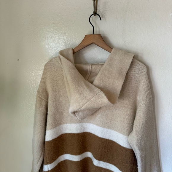 Lulus | Carlsbad Tan and Beige Hooded Cardigan Sweater - Picture 6 of 7
